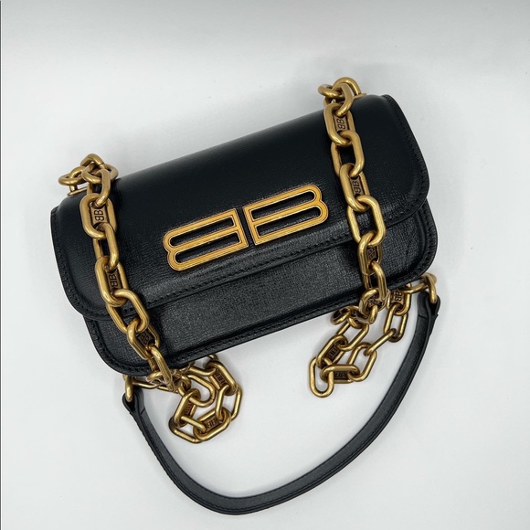SOLDBalenciaga Women Gossip
Xs Crossbody Bag In Black Calfskin New with tag - Picture 1 of 3
